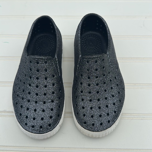 Native Shoes Other - Native shoes c11 Miles Bling